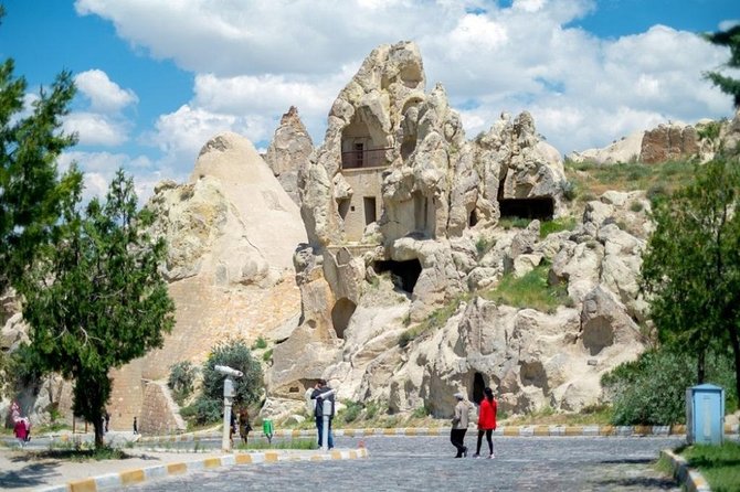 2-Day Cappadocia Tour from Istanbul - Optional Balloon Ride - A hotel night, buffet meals, and the location question