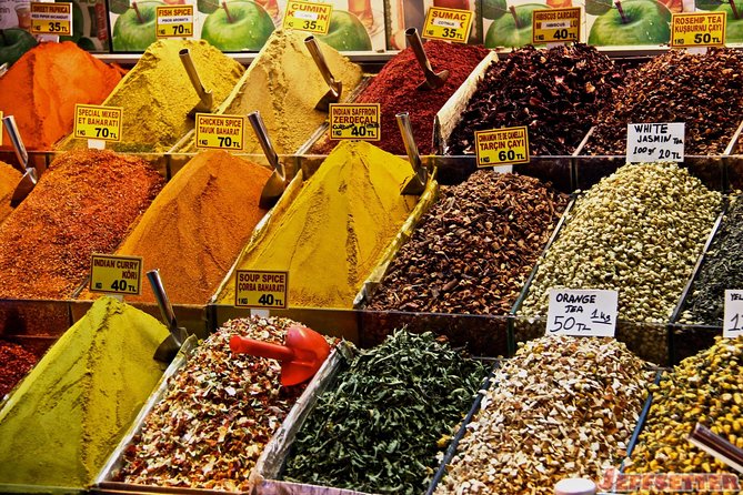 2-Day Private Istanbul: Old City + Food Tour (Tickets+Tastings) - The Grand Bazaar closes the first day with shopping