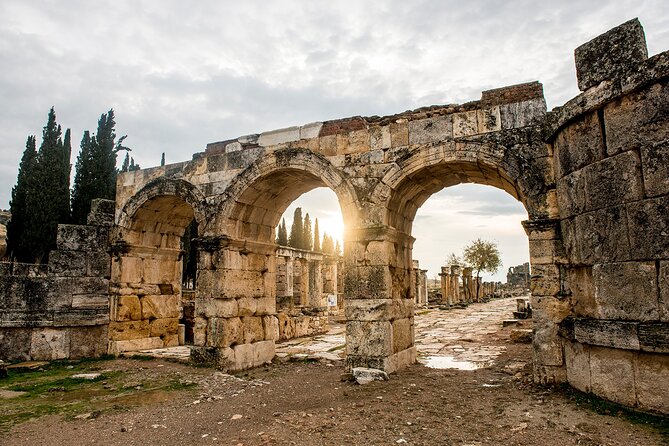 2 Days-Ephesus&Pamukkale Tour from-to Istanbul - The Temple of Artemis and the short ride to Kusadasi