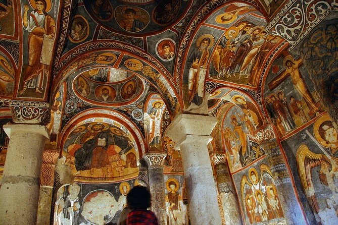 2 Days of Cappadocia Tour from Istanbul by Plane - Guides, meals, and the feel of the day
