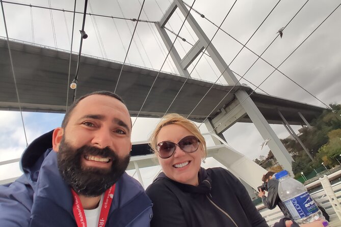 2-Hour Bosphorus Cruise in Istanbul with Guide - Asian-shore districts: Çengelköy and beyond