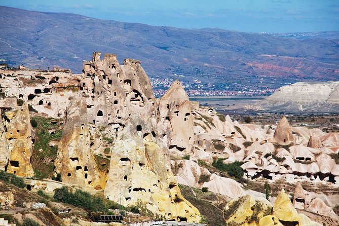 3 Days Cappadocia Tour from Istanbul - Day 2: Göreme, Avanos, and the northern sights