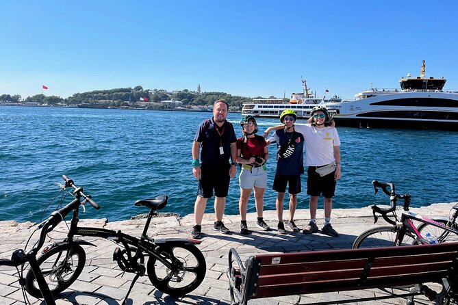 3-Hour Private Bike Tour in Istanbul - Along the Golden Horn to Eminönü and Sirkeci