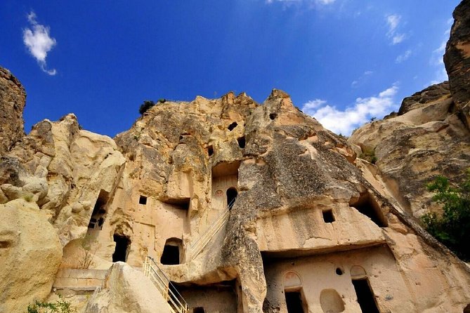 5 Days Cappadocia Ephesus Pamukkale Tour from Istanbul by Plane - Day 3: From Kayseri to Kusadasi
