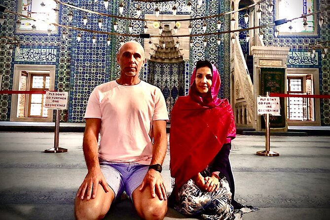 6 Days Istanbul Cappadocia Tour in Spanish with 2 internal flights - Day 4: Fairy chimneys, Zelve, and the valley views