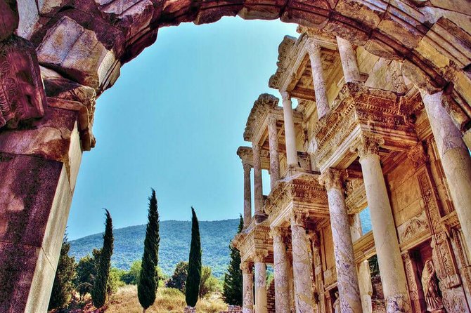 8 Day Turkey Tour; Istanbul, Gallipoli, Troy, Pergamon, Ephesus, Pamukkale - Gallipoli brings the past close to the ground