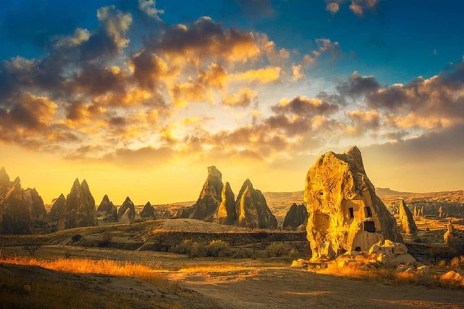 8 Days Best Of Turkey Packages tour:Istanbul Cappadocia Ephesus Pamukkale - Day 3: Bazaar time and the Bosphorus