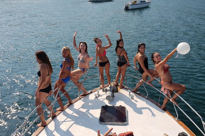 8-Hours Private Swimming Luxury Yacht Cruise to Princes' Island - Büyükada, the largest island in the group