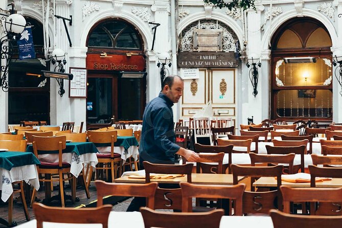 Art Deco Prosecco and Agatha Christie Private Istanbul Tour - Wine, Prosecco, desserts, and the Pera Palace finish