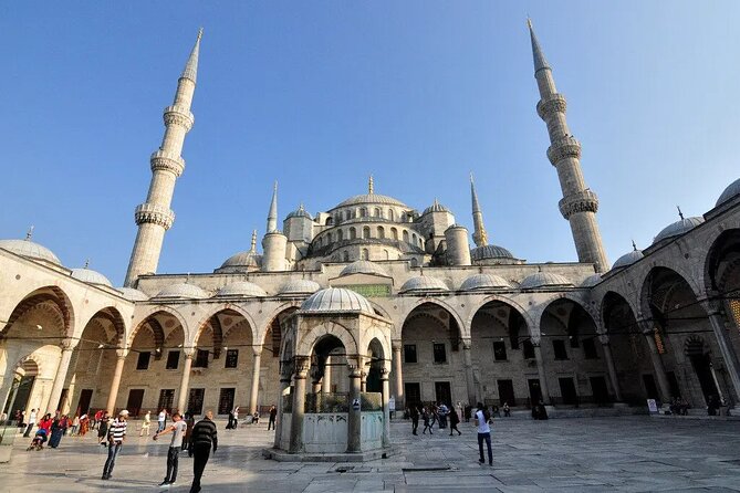 Best of Istanbul Full Day Private Tour With Guide - Three hours inside Topkapi Palace