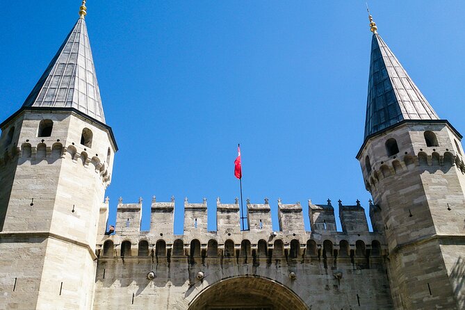 Best of Istanbul Full Day Private Tour With Guide - The Grand Bazaar: finish among the shops