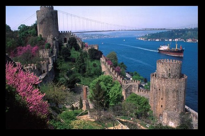 Best of Istanbul Tour - Pierre Loti Café and the Golden Horn from above