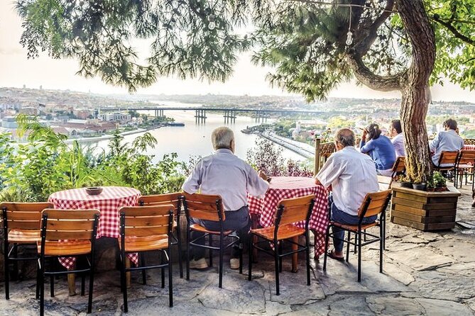 Bohemian Istanbul: Fener and Balat's Charm-Private Walking Tour - The Red School and the visual surprise of Fener