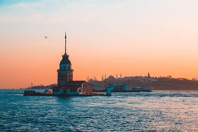 Bosphorus Cruise - Live Music, Folk Dance, and the Belly Dancer