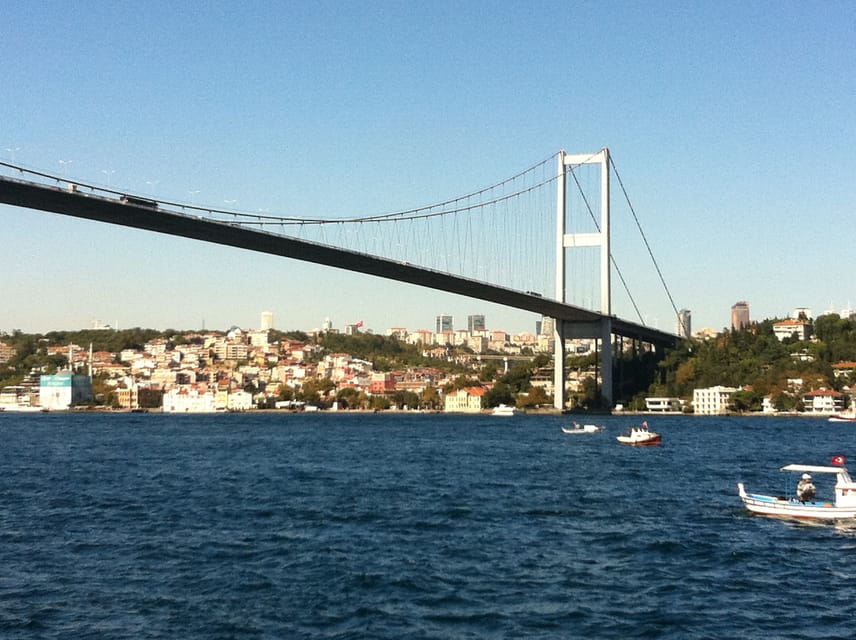 Bosphorus Cruise and Two Continents Tour with Local Guide - Camlica Hill lunch with Istanbul below