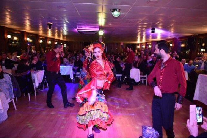 Bosphorus Dinner Cruise & Night Show from Istanbul - Turkish music, folk dancing, and belly dancing