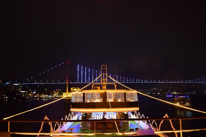 Bosphorus Dinner Cruise with Folk Dance and Live Performances - Boarding the boat and finding your table