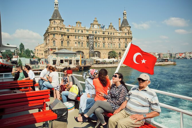 Bosphorus Strait Afternoon Cruise with Cable Car to Pierre Loti Hill - Starting at Sultanahmet and getting organized