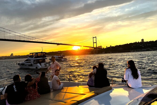 Bosphorus Sunset or Daytime Yacht Cruise with Snacks & Live Guide - Meeting at Arap Camii and boarding the yacht