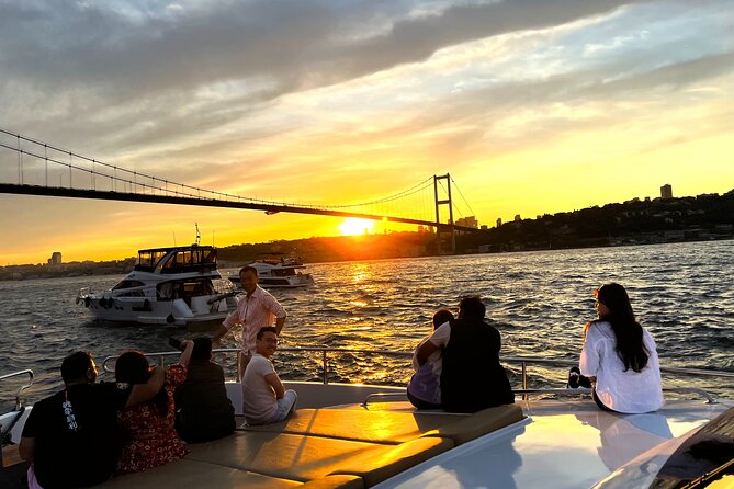 Bosphorus Sunset Yacht Cruise with Snacks and Live Guide - Rumeli Fortress and the northern turn