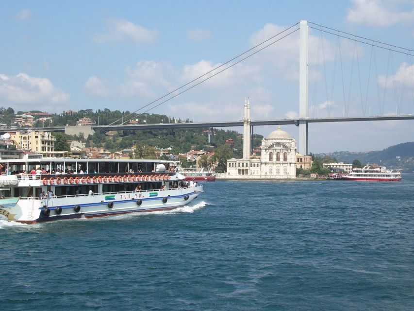 Bosphorus Tour With Lunch - Why the Bosphorus is the heart of this tour