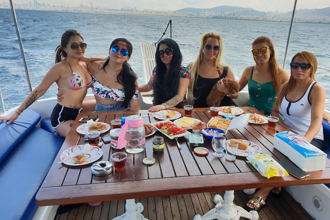 Breakfast Cruise In Bosphorus With Private Yacht - Crew service and the mood on board