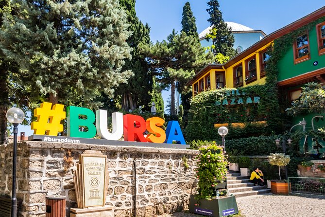 Bursa Uludağ Mountain Tour & Cable Car Ride from Istanbul - Bursa’s 600-year-old plane tree and Turkish delight stop
