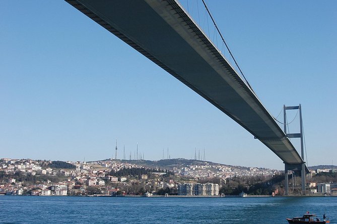Bus and Boat Two Continents Tour in Istanbul - Why this tour works for a first day in Istanbul