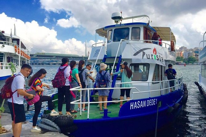 Bus and Boat Two Continents Tour in Istanbul - Crossing the Bosphorus Bridge into Asia