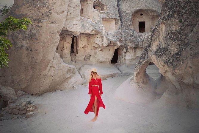 Cappadocia Tour from Istanbul 2 Days 1 Night by Plane included Balloon Ride - The cave hotel night in Göreme