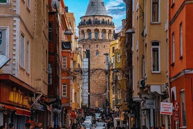 Circle Istanbul (Extraordinary Istanbul) - The Bosphorus and the return toward Europe