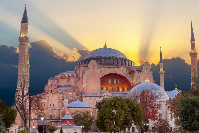 Classic Istanbul Tour Blue Mosque, Hippodrome, Hagia Sophia and Topkapi Palace - The Hippodrome and German Fountain