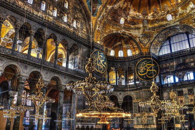 Constantinople to Istanbul - Full-Day Small Group Tour - Entering the Blue Mosque between prayer times