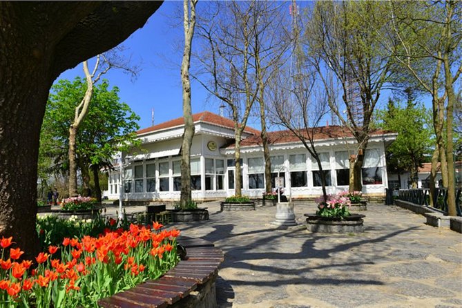 Dolmabace Palace, Bosphorus Boat Tour , Eyüp Sultan Mosque Tour - The Golden Horn and the sacred Eyüp district