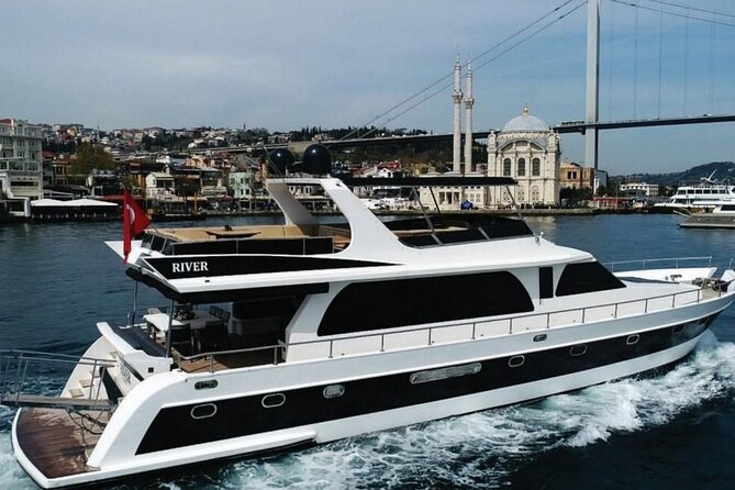 Dolmabahçe Palace and Sunset Tour on Luxury Yacht - Why the palace and yacht combination works