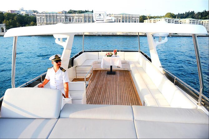 Exclusive Bosphorus Cruise - Luxury Yacht Experience in Istanbul - The grand waterfront palace near Çengelköy