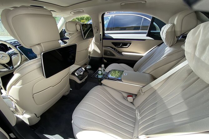 First Class Business Sedan Airport Transfer Services in Istanbul - What the ride itself provides
