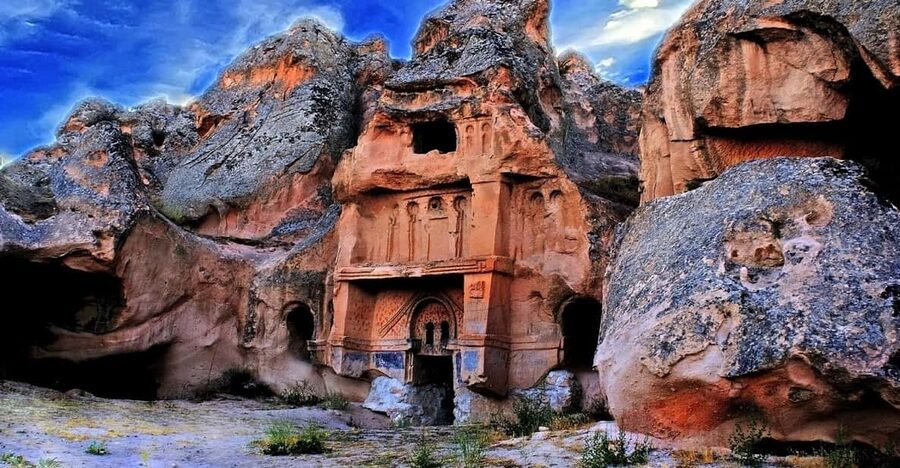 From Istanbul: 10-Day Turkey Tour & optional Hot Air Balloon - Pergamon and Troy add depth to the Aegean route