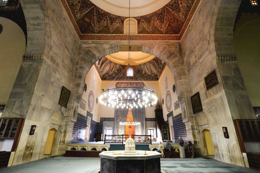 From İstanbul: Bursa Uludağ Mountain Tour & Cable Car Ride - From Istanbul to Bursa by coach and ferry