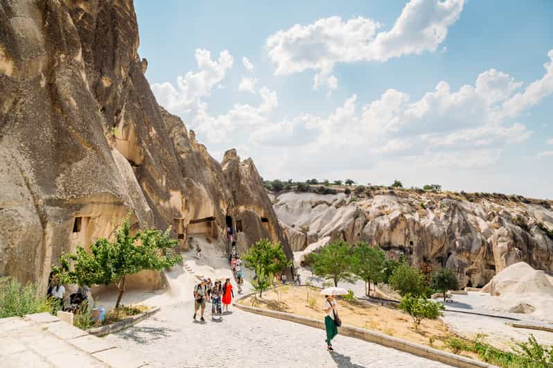 From Istanbul: Cappadocia Day Trip w/Flight - Göreme Open Air Museum and its painted cave churches