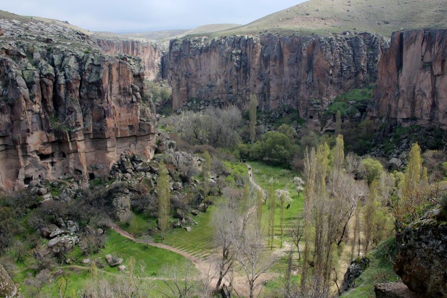 From Istanbul: Cappadocia Highlights 2-Day Tour with Balloon - Derinkuyu and the underground side of Cappadocia