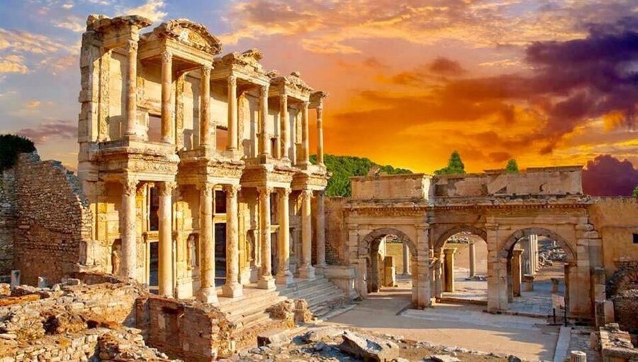From Istanbul: Ephesus and House of Virgin Mary Day Trip - Lunch and the Selçuk pause