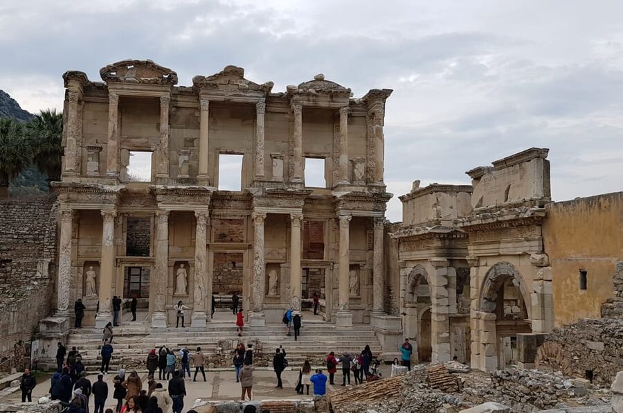 From Istanbul: Ephesus Tour with Roundtrip Flight - Lunch is included, but drinks are extra