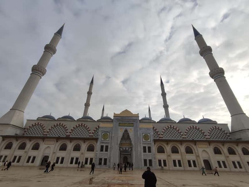 From Istanbul: Guided Europe and Asia Tour by Bus and Boat - Çamlıca Hill and the largest mosque in Turkey