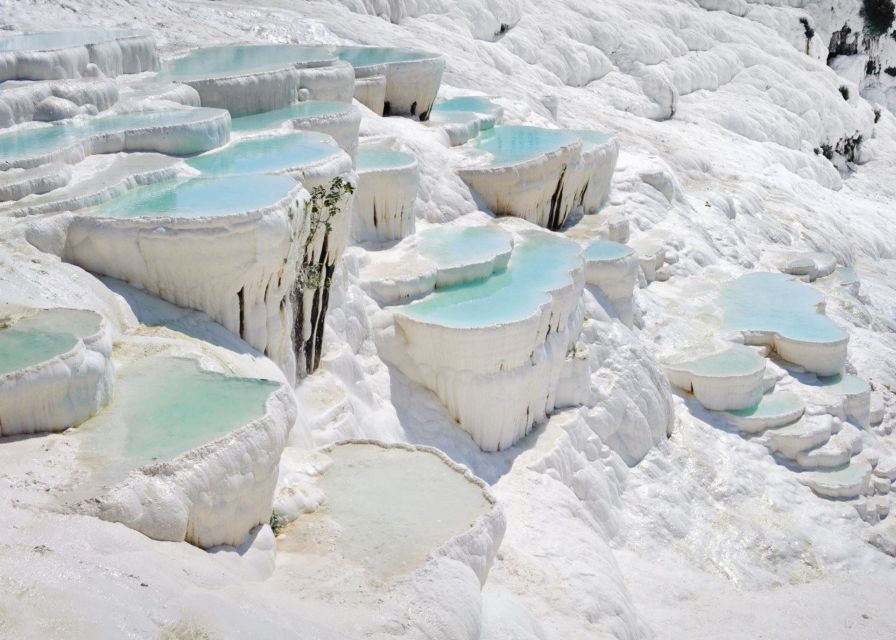 From Istanbul: Pamukkale Day Trip without Flights - Lunch and the local food stop