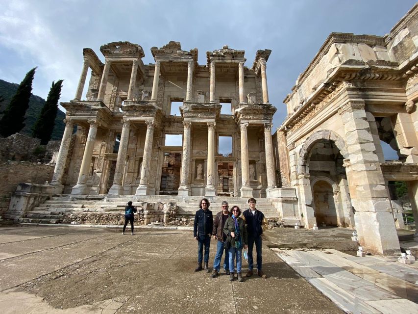 From Istanbul: Private Guided Day Trip to Ephesus with Lunch - Lunch in Selcuk and the carpet-weaving stop