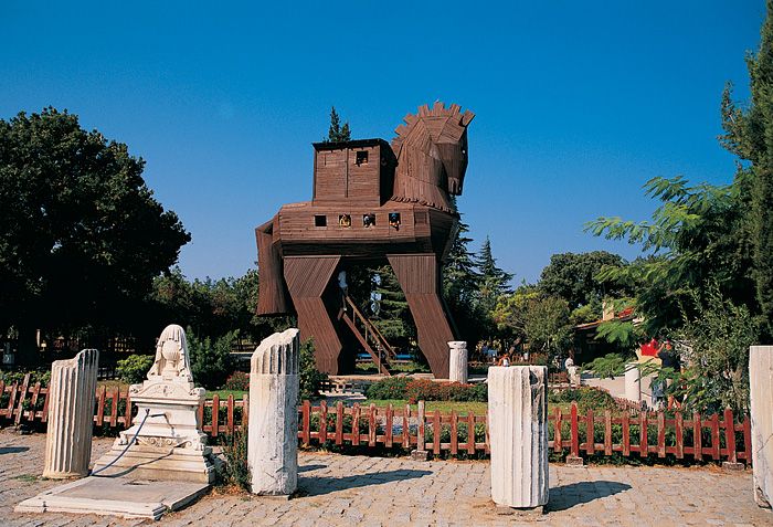 From Istanbul: Troy and Gallipoli 2-Day Trip - The long road from Istanbul and the Dardanelles crossing