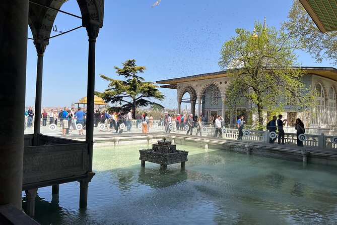 Full-Day Private Highlights of Istanbul Walking Tour - Hagia Sophia: starting with Istanbul’s great architectural survivor