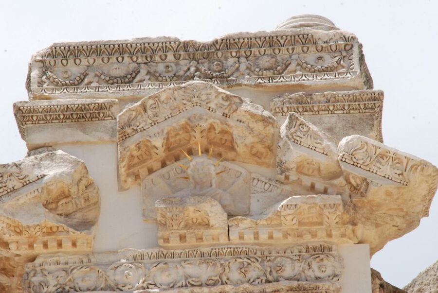 Full-Day Private Pamukkale and Hierapolis Tour from Istanbul - What the photographs do not show