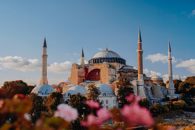 Full-Day Small-Group Guided Tour to Famous Mosques in Istanbul - Hagia Sophia: where several eras meet